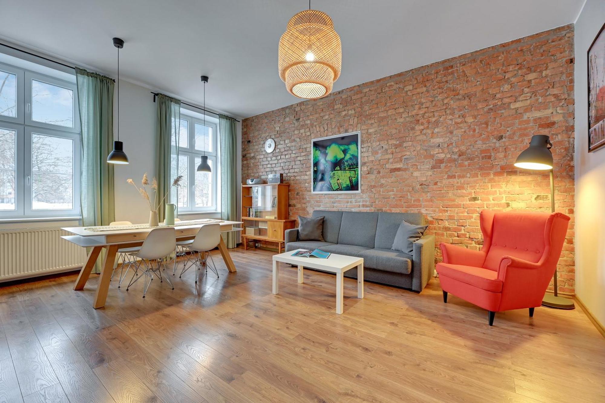 Center, Art House & Family By Downtown * Gdańsk