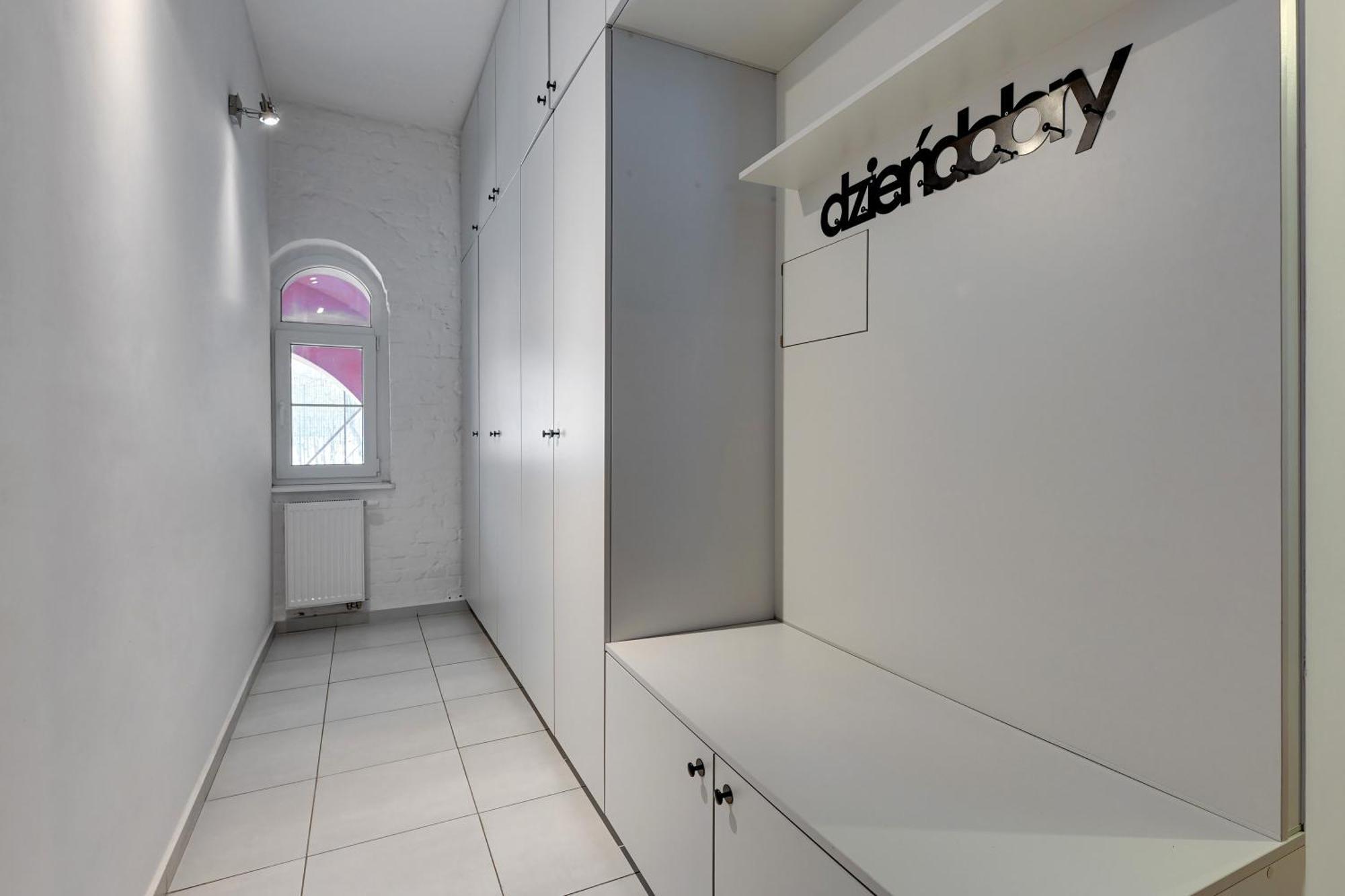 Center, Art House & Family By Downtown Leilighet *